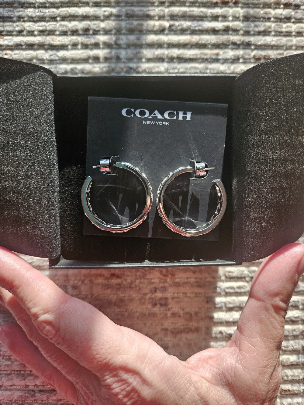 Silver Coach Hoop Earrings New - Picture 3 of 4